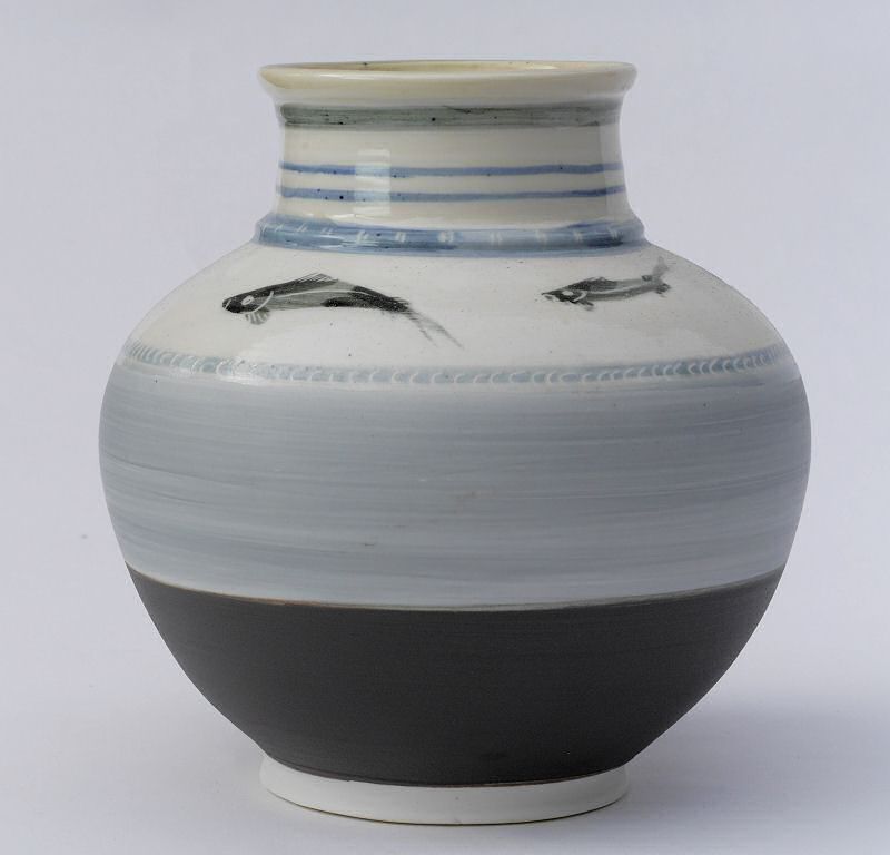 Deborah Prosser - Limoges porcelain vase, Terra Sigillata